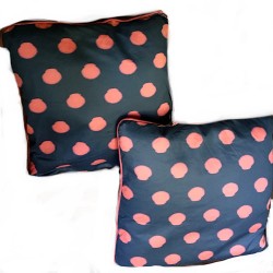 Spotted red Cushions